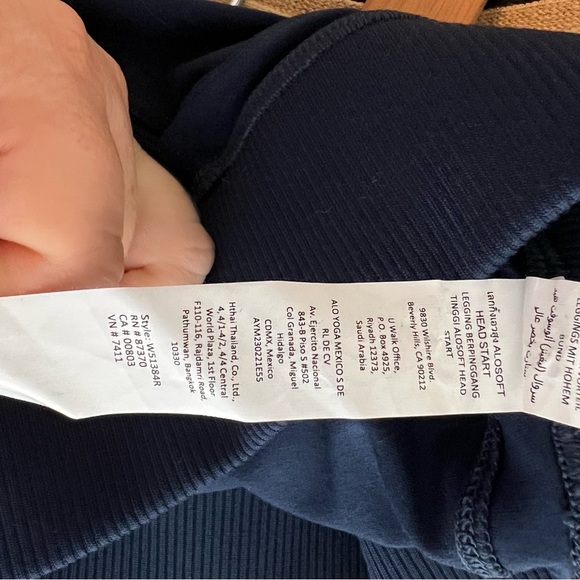 Alo Yoga Alosoft Head Start Legging Navy Blue High Waist Performance Wear Size S - Picture 7 of 10